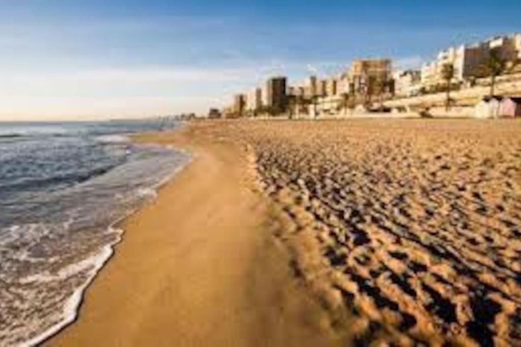 A 1 Minuto De La Playa Del Campello Apartment Exterior photo
